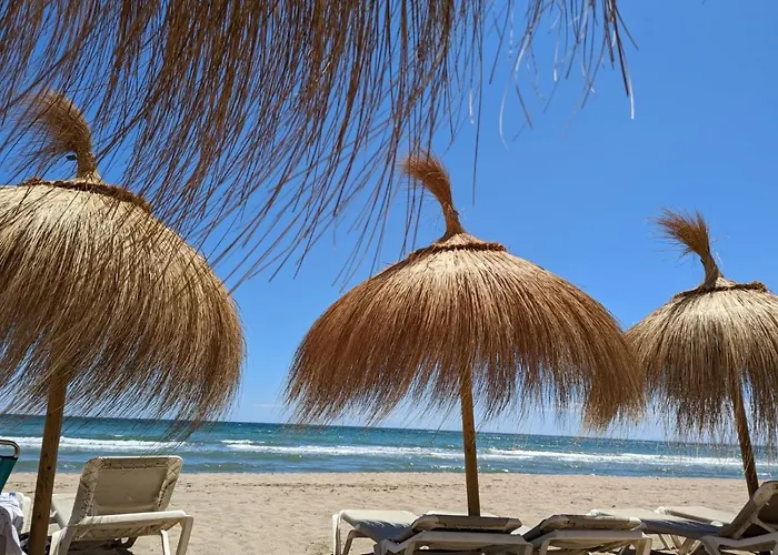 Marbella - Playa Alicate 2br holiday apartment