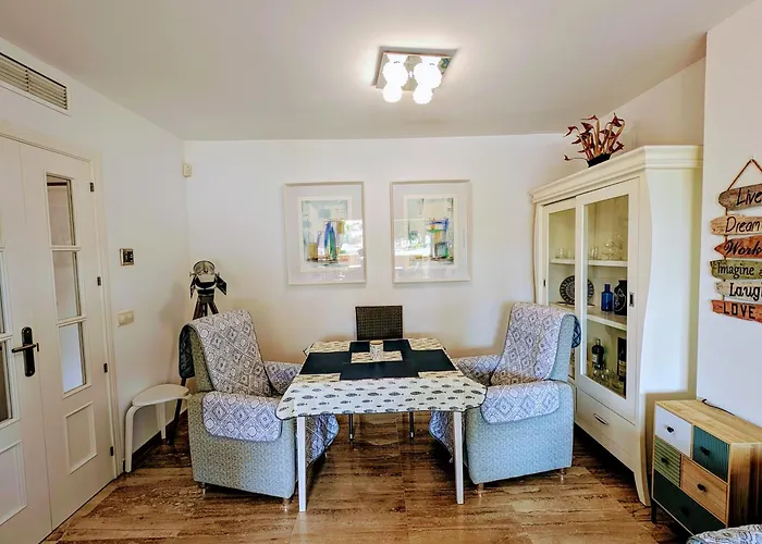 Marbella - Playa Alicate 2Br Holiday Apartment